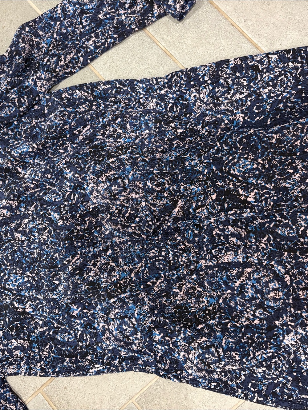 Silk Abstract Floral Print Long Sleeve Dress in Navy and Light Blue